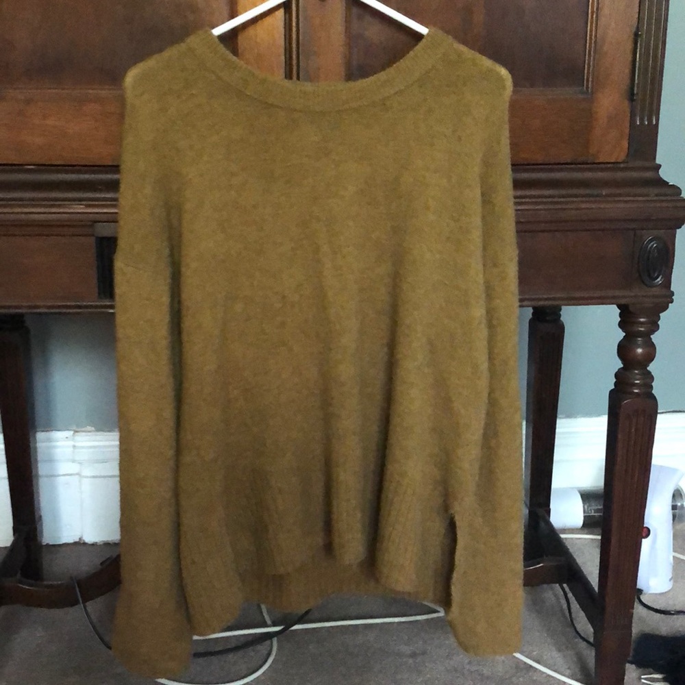 Madewell button sleeve sweater, EUC, size M